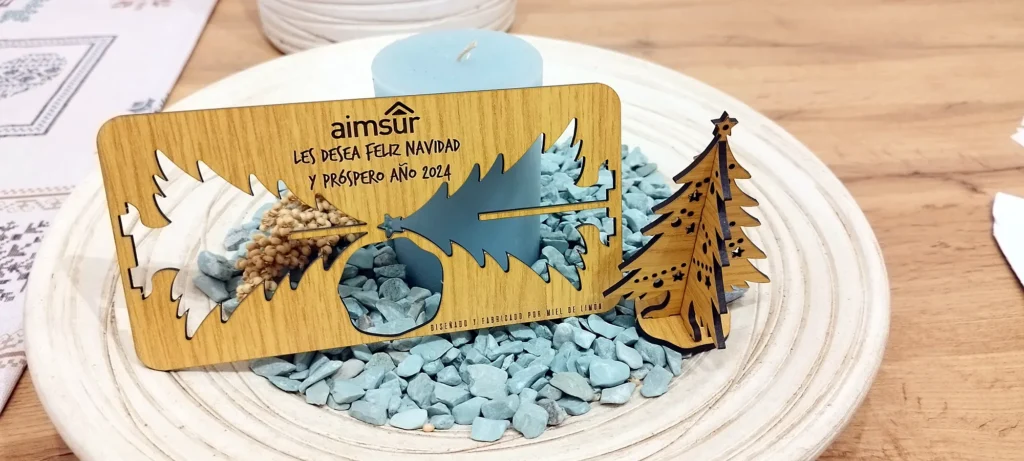 Regalo de Navidad personalizado para la empresa Aimsur